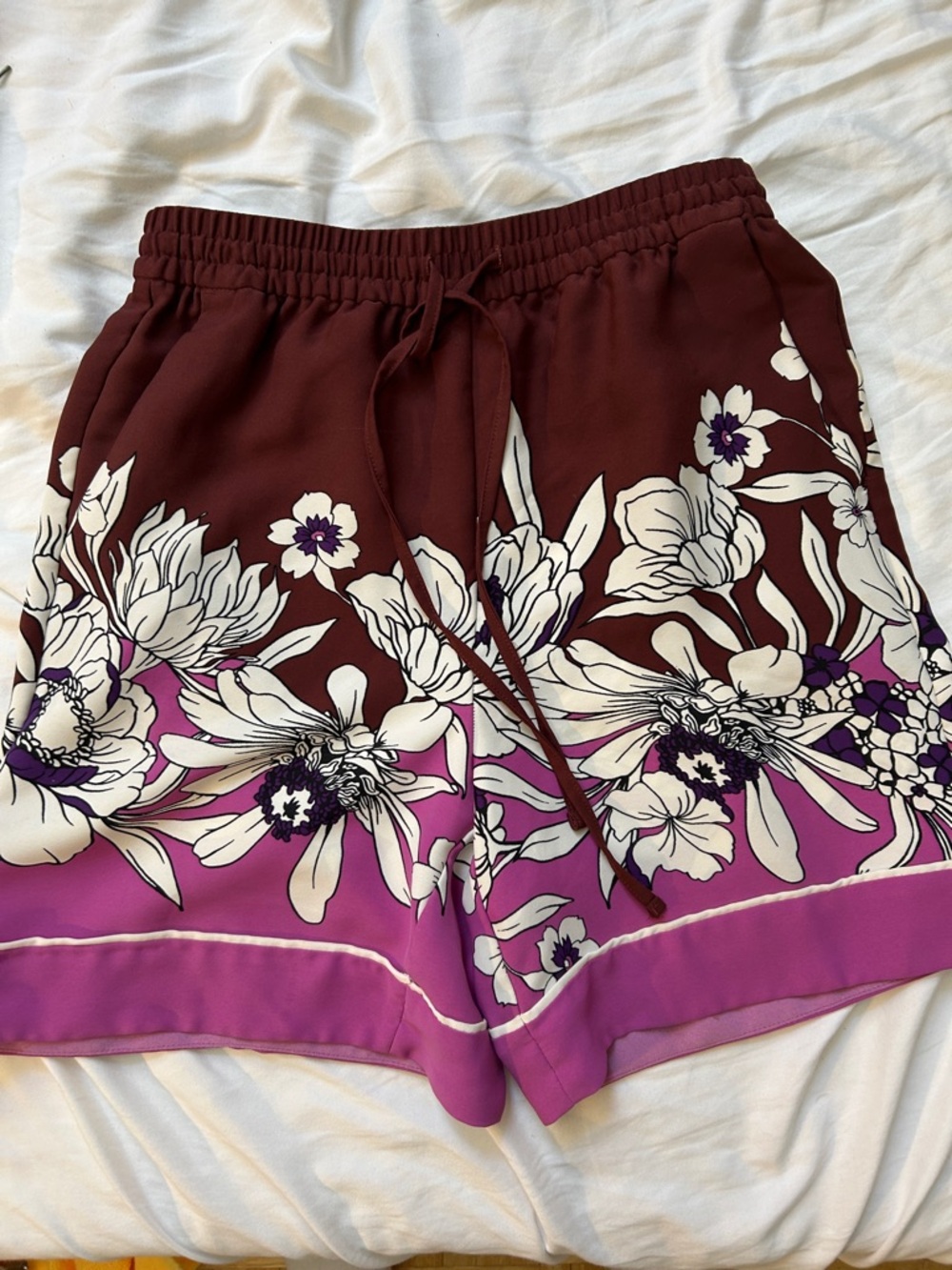 EXPRESS Women's Maroon Floral Print Drawstring Shorts Xs